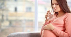 Почему беременной хочется пить воду постоянно