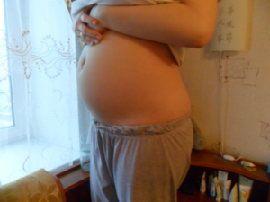 Живот на 22 неделе беременности