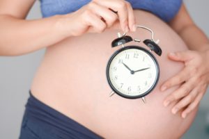 За сколько дней до родов начинает очищаться организм