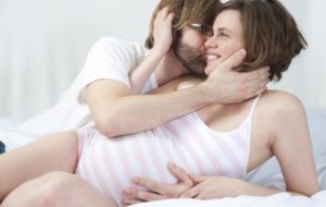 Можно ли заниматься интимной жизнью во время беременности на ранних сроках