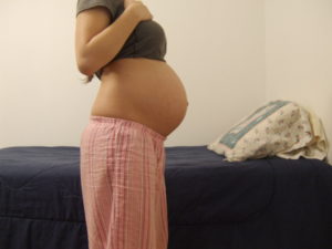 На 32 неделе беременности болит низ живота