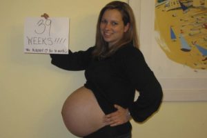 Тянет низ живота и каменеет живот на 39 неделе беременности