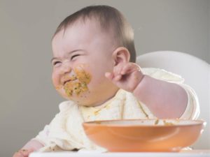 Ребенок не ест кашу прикорм что делать